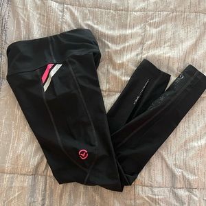 Women’s Virus compression pants / leggings